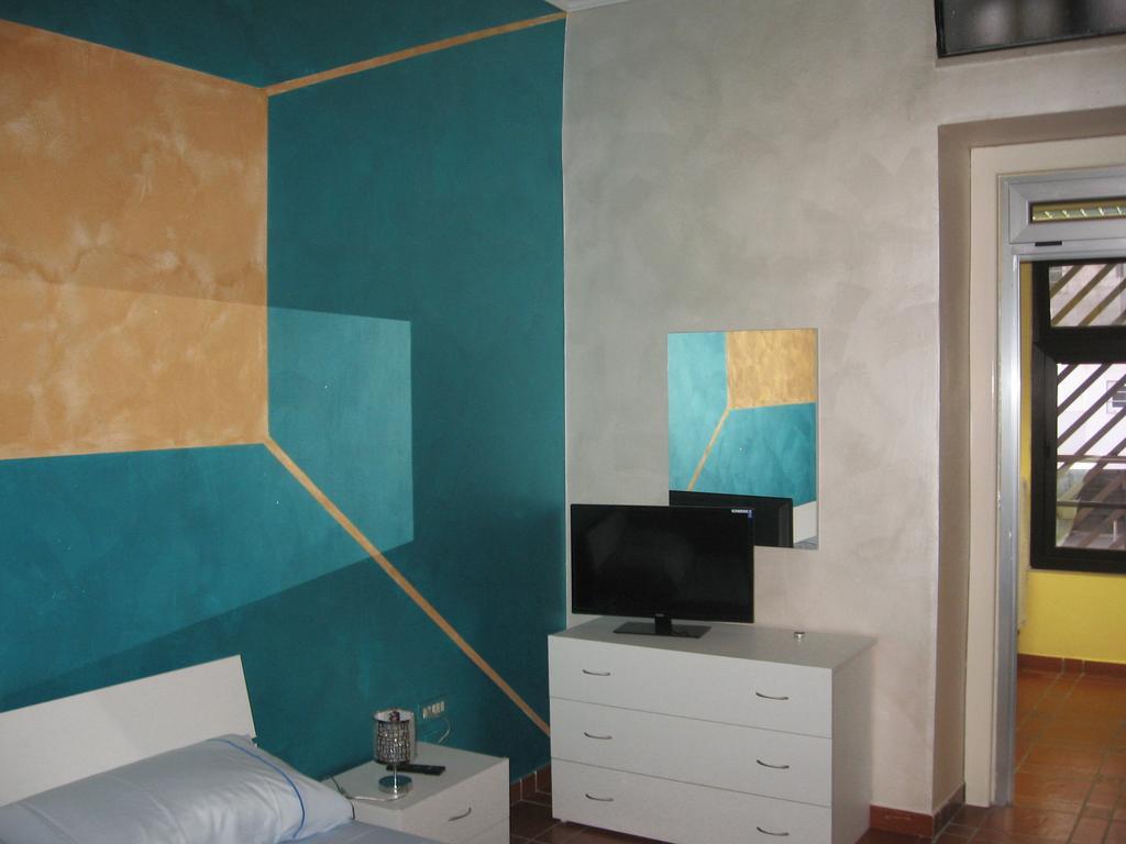 Bed and Breakfast Golden Dreams Бари Экстерьер фото