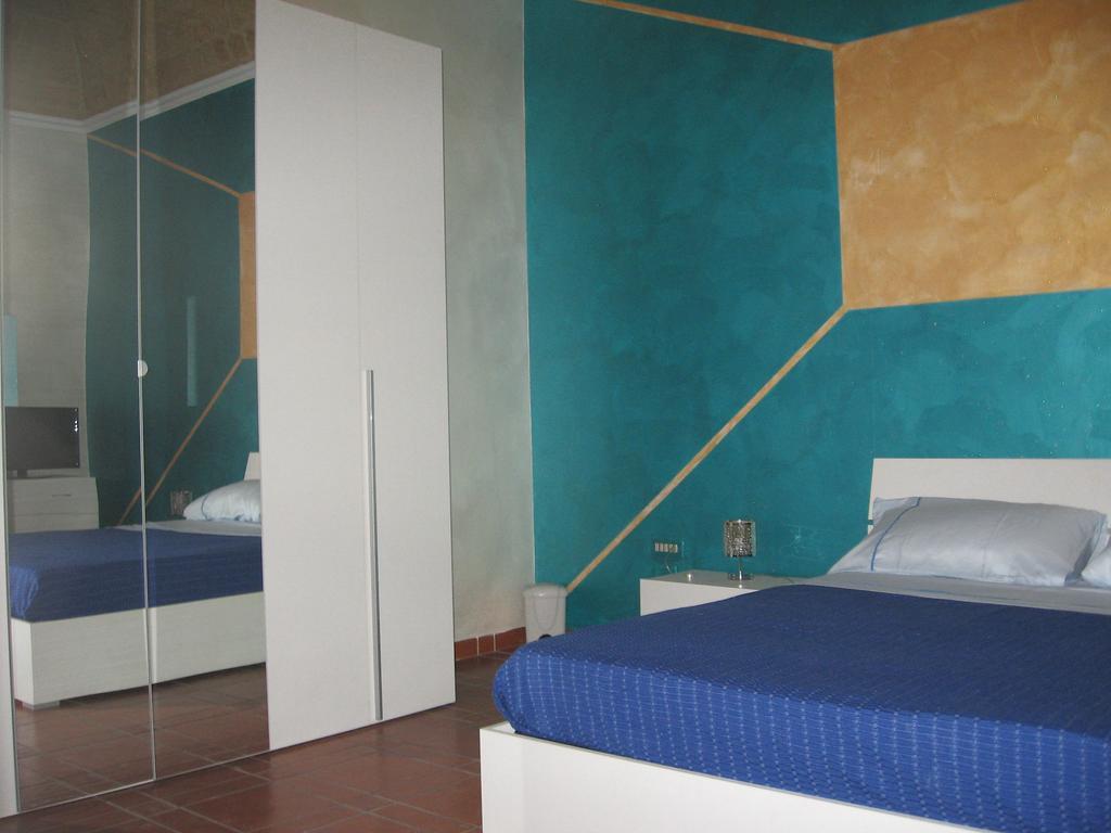 Bed and Breakfast Golden Dreams Бари Экстерьер фото