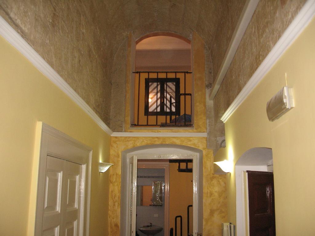 Bed and Breakfast Golden Dreams Бари Номер фото