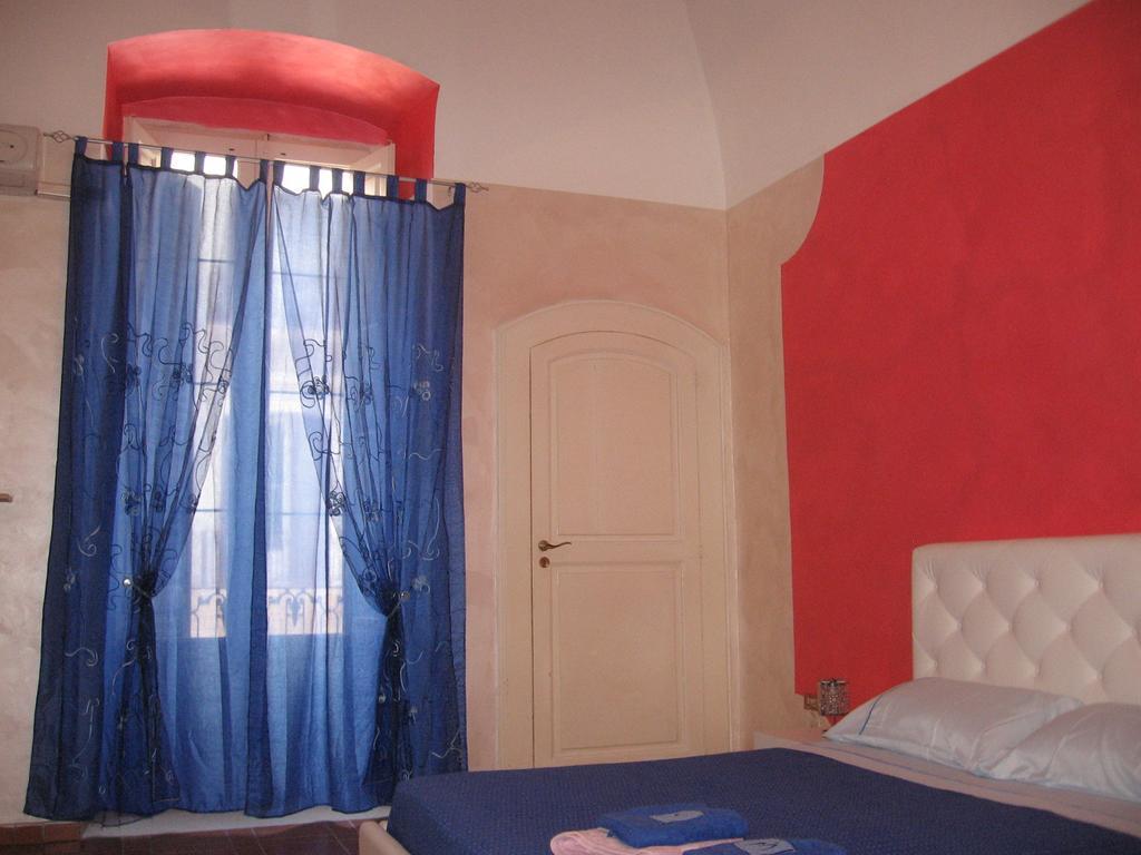 Bed and Breakfast Golden Dreams Бари Номер фото