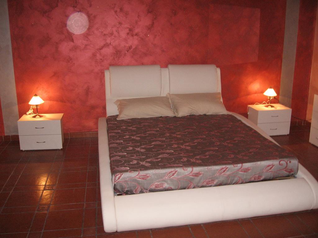 Bed and Breakfast Golden Dreams Бари Номер фото