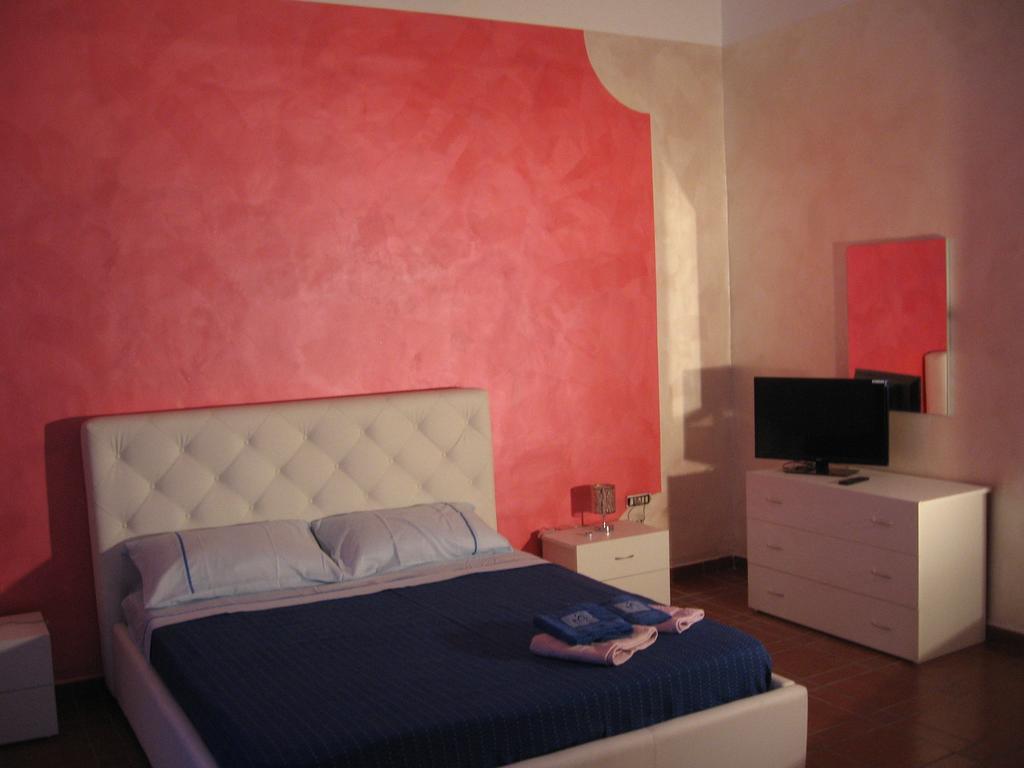 Bed and Breakfast Golden Dreams Бари Экстерьер фото